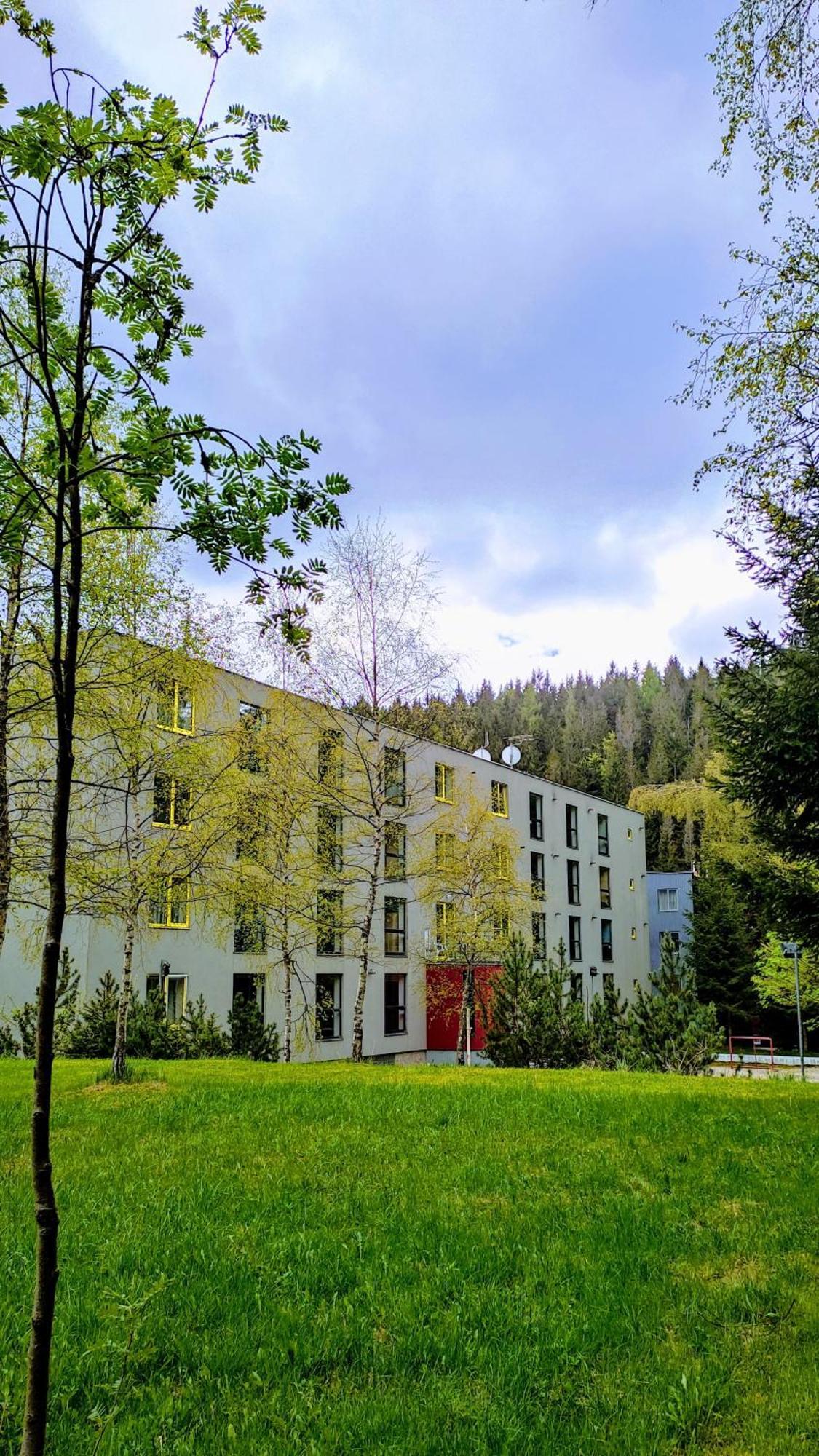 Plne Vybaveny Apartman Pod Mumlavskym Vodopadem, Zahrada S Ohnistem, Idealni Vychozi Bod Pro Turistiku, U Cesty Na Hrebeny, Kousek Do Centra, Absolutni Klid, Vybaveny I Pro Deti, Wellness A Fitko Naproti هاراشوف المظهر الخارجي الصورة